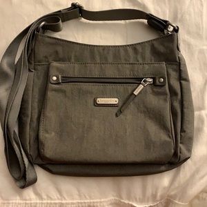 Baggallini handbag like new. 8X10 with strap